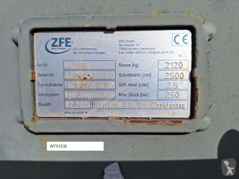 Vybavenie stavebného stroja  ZW180-7PL