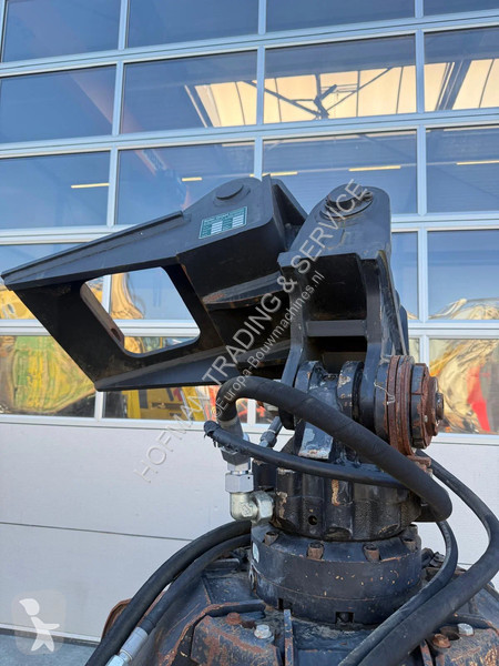 Vybavenie stavebného stroja Kinshofer 600Liter