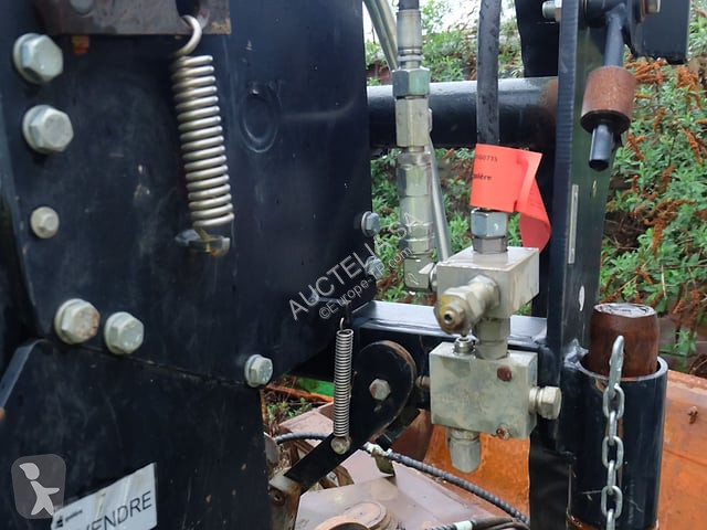 Equipamiento de manutención Manitou Treuil 5T