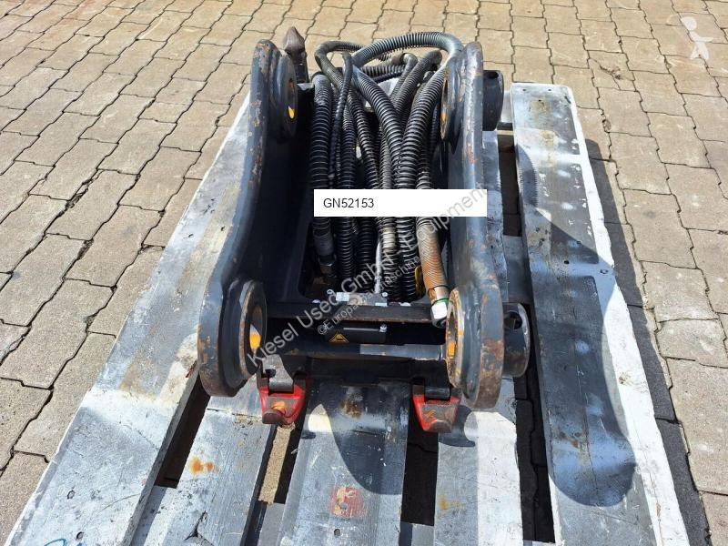 Oilquick  machinery equipment