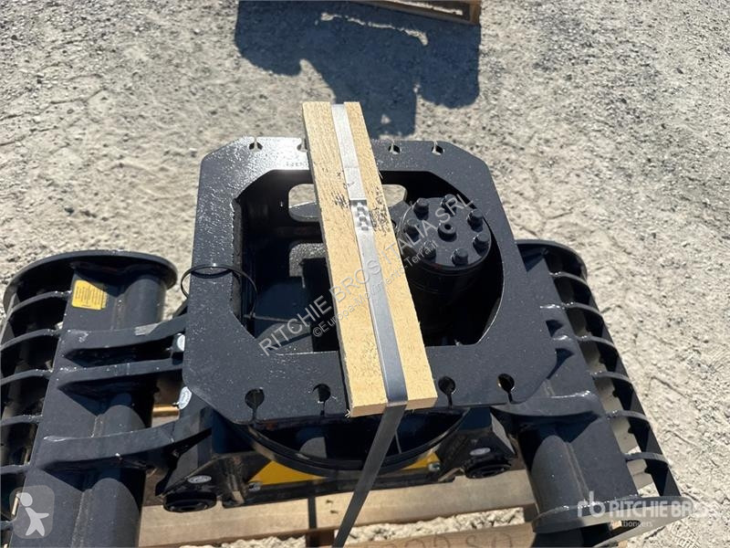 Mustang D Demolition Grapple (Unused) machinery...