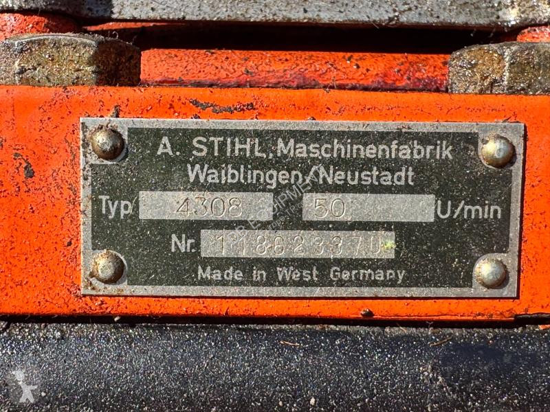 تجهيزات الأشغال العمومية Stihl  Typ 4308...