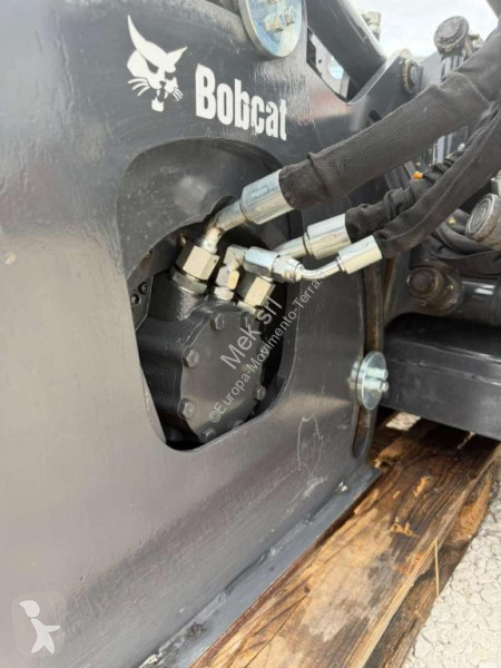 تجهيزات الأشغال العمومية Bobcat 18PSL