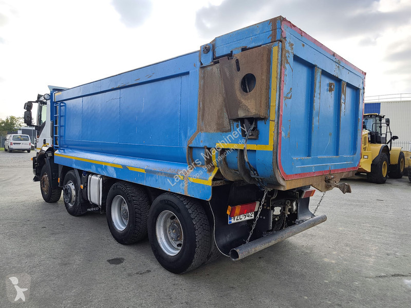 تجهيزات الأشغال العمومية Iveco AD410T 8x4 kipper .