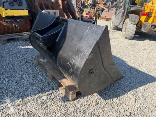 Equipamentos de obras  Godet curage S45