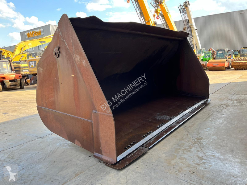 Aanbouwstukken voor bouwmachines Caterpillar...