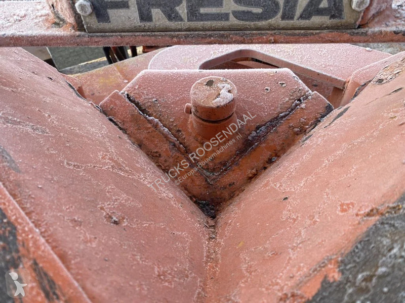 Aanbouwstukken voor bouwmachines Fresia + Snow...