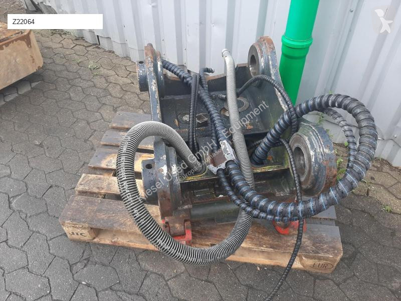 Equipamientos maquinaria OP Oilquick Attache...