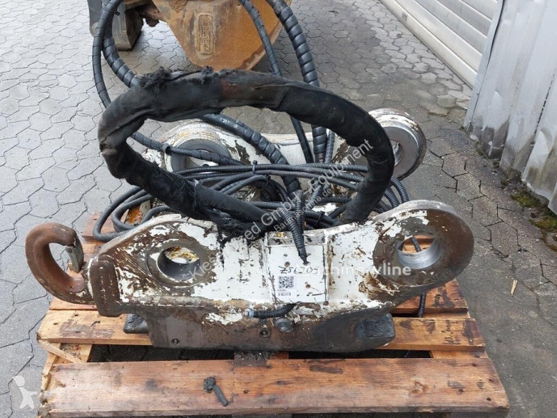 تجهيزات الأشغال العمومية Doosan Attache rapide...
