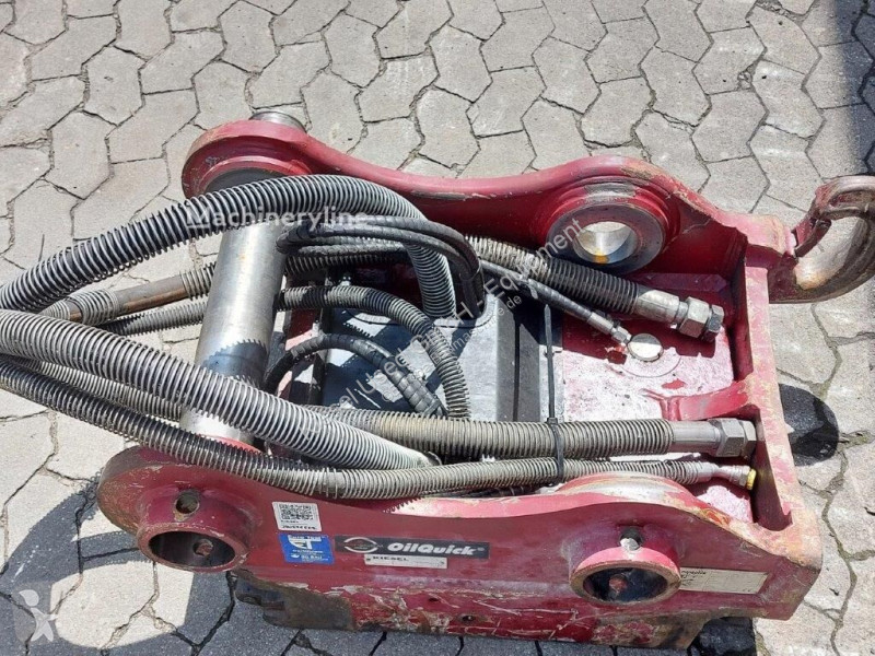 Equipamientos maquinaria OP Oilquick Attache...