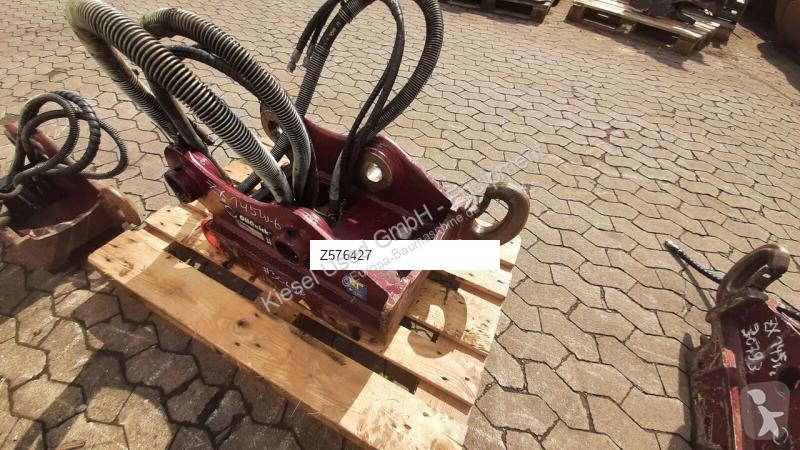 تجهيزات الأشغال العمومية Hitachi Attache rapide...