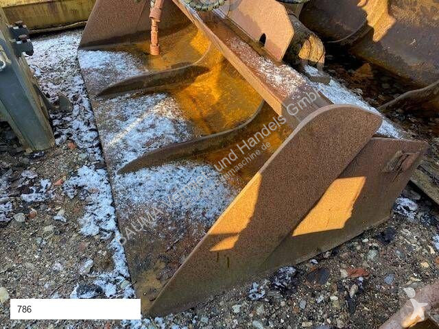 Aanbouwstukken voor bouwmachines Volvo (786)...
