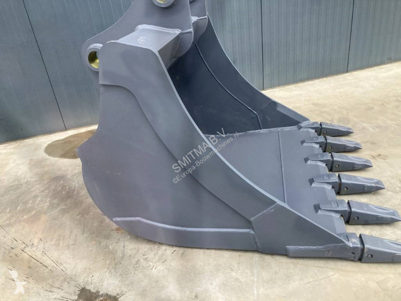 Équipements TP Volvo EC300