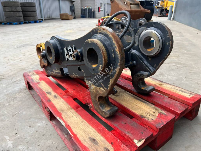 Equipamientos maquinaria OP Volvo S1 - 323D