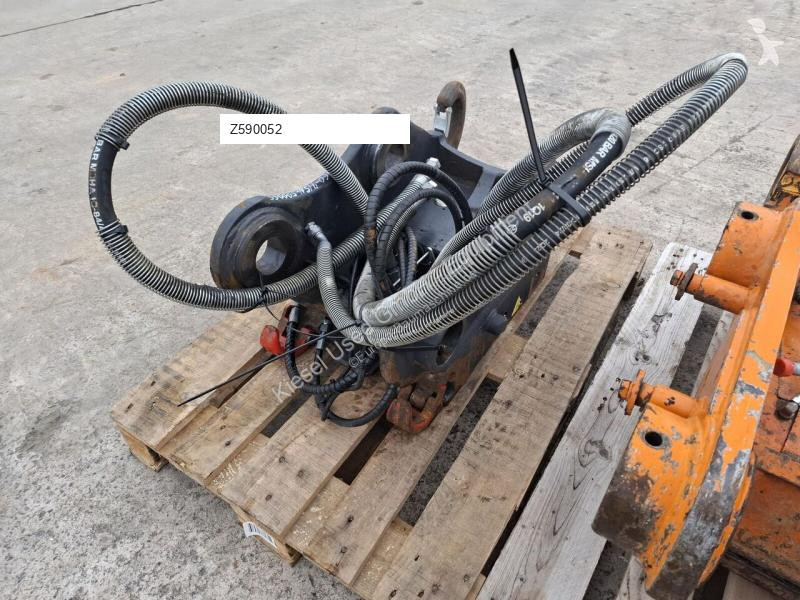 Equipamientos maquinaria OP Oilquick Attache...