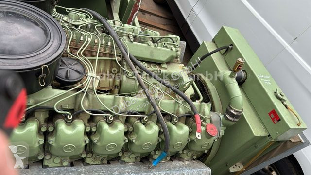 Vägbyggmaterial  Stromaggregat 240 AVK MERCEDES...