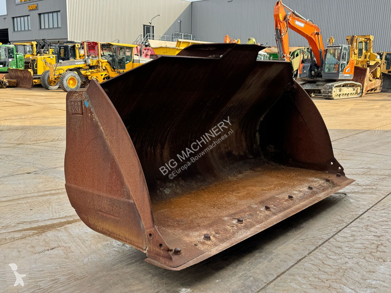 تجهيزات الأشغال العمومية Caterpillar Bucket 4.4 m3