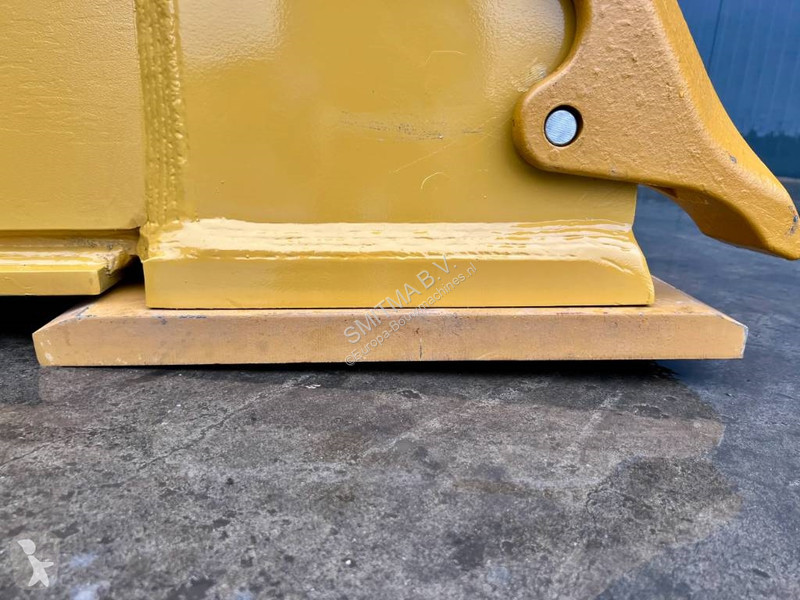 Vybavenie stavebného stroja Caterpillar 980K...