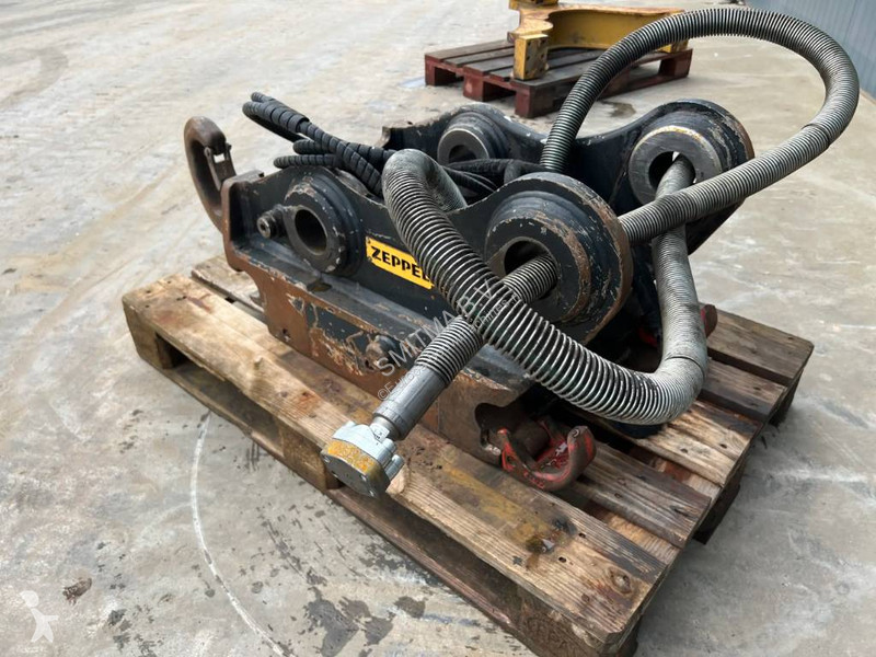 Aanbouwstukken voor bouwmachines Oilquick...