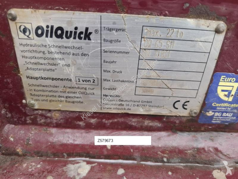 Echipamente pentru construcţii Hitachi Attache...