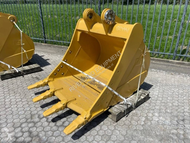 Aanbouwstukken voor bouwmachines Caterpillar...