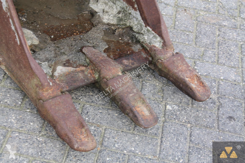 Equipamientos maquinaria OP Geith Bucket