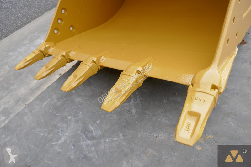 Aanbouwstukken voor bouwmachines Caterpillar...