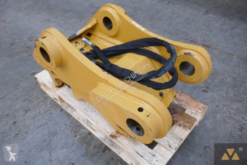 تجهيزات الأشغال العمومية Caterpillar Quick coupler