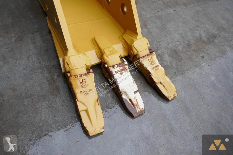 Aanbouwstukken voor bouwmachines Caterpillar...