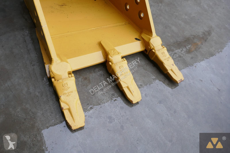 Aanbouwstukken voor bouwmachines Caterpillar...