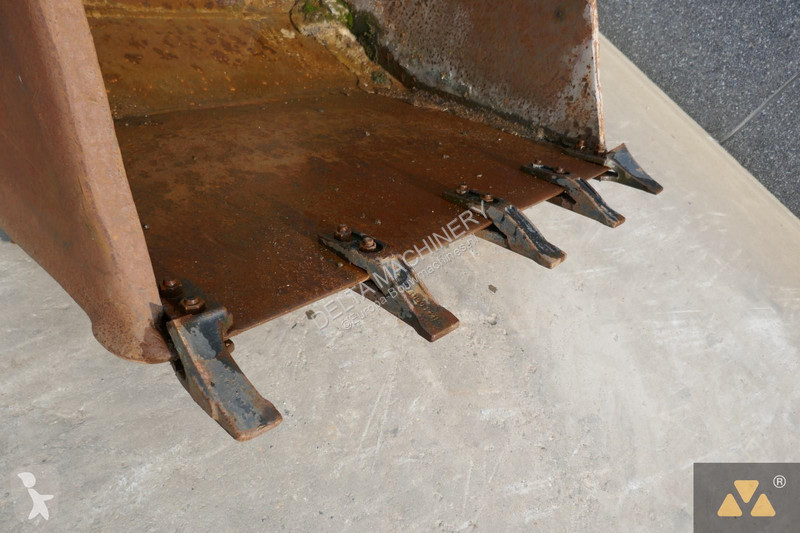 Aanbouwstukken voor bouwmachines  Bucket