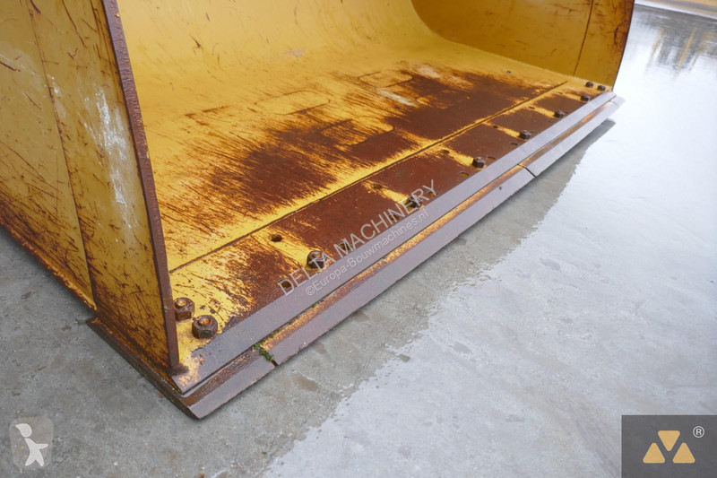 Aanbouwstukken voor bouwmachines Caterpillar...