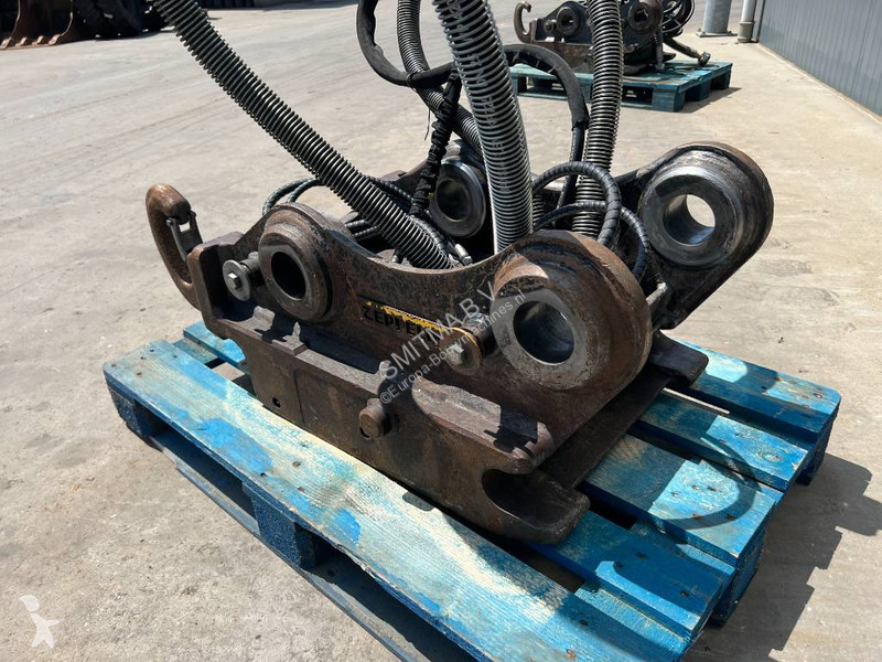Aanbouwstukken voor bouwmachines Oilquick...
