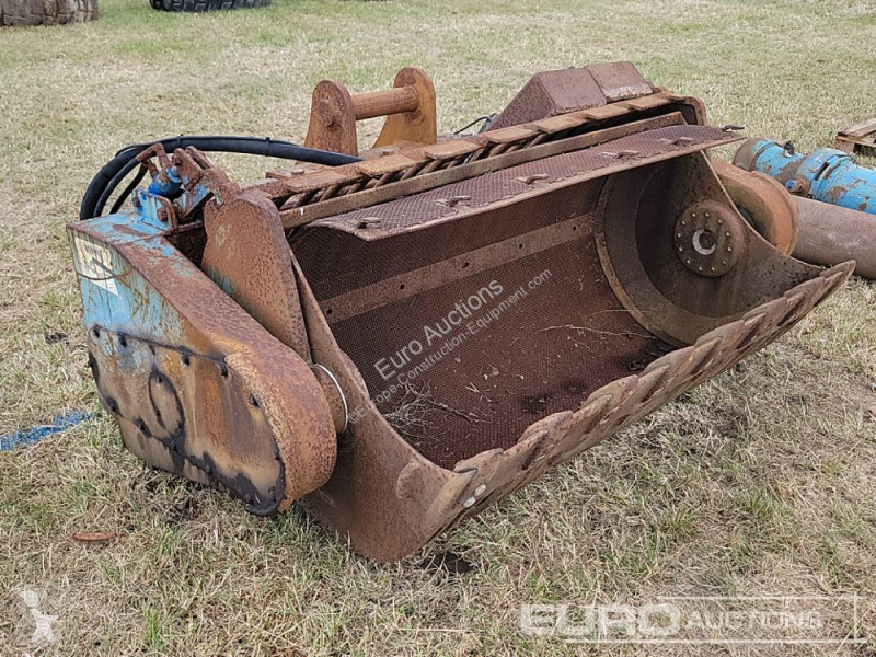 Echipamente pentru construcţii  HEX 850