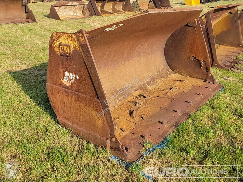 Echipamente pentru construcţii Caterpillar