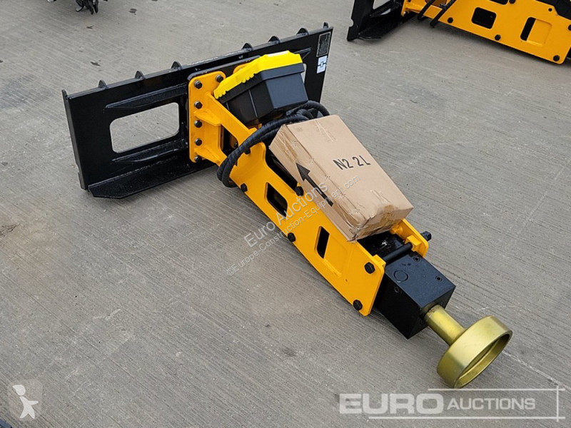Aanbouwstukken voor bouwmachines  D680