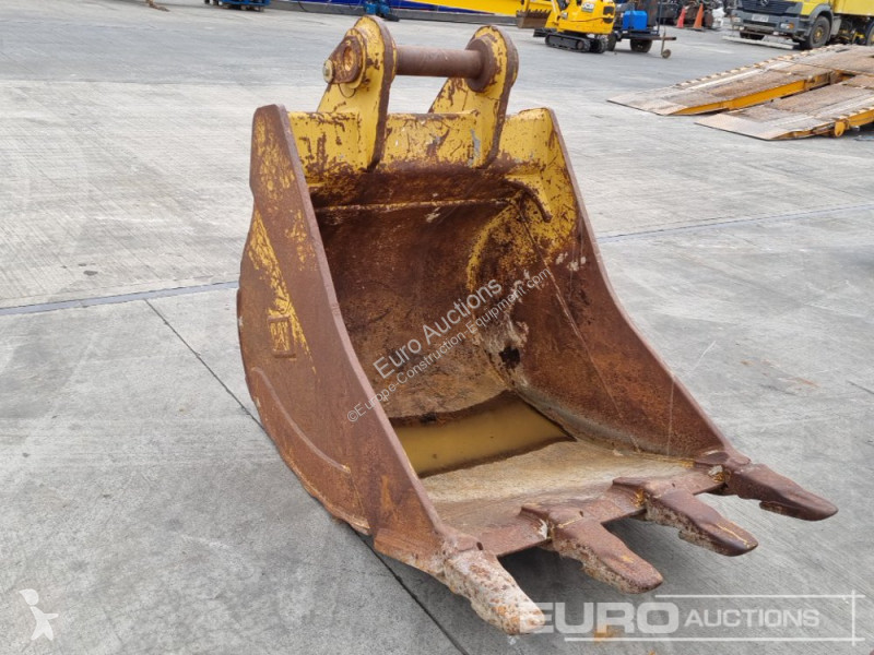 Echipamente pentru construcţii Caterpillar
