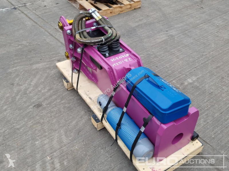 Aanbouwstukken voor bouwmachines  AM68