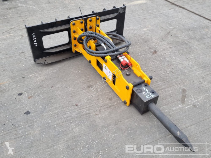 Aanbouwstukken voor bouwmachines  CK-P680