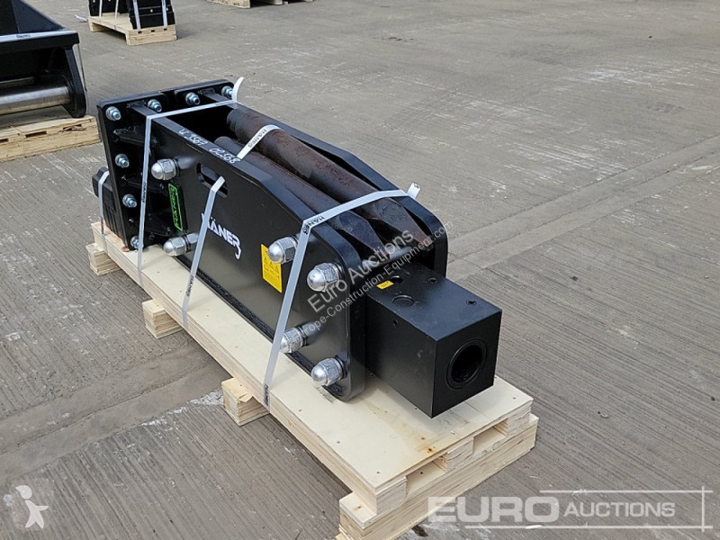 Echipamente pentru construcţii  HX800SA