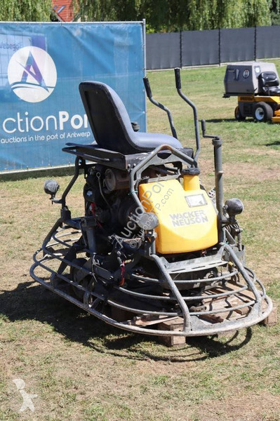 Aanbouwstukken voor bouwmachines Neuson crt 36 26a