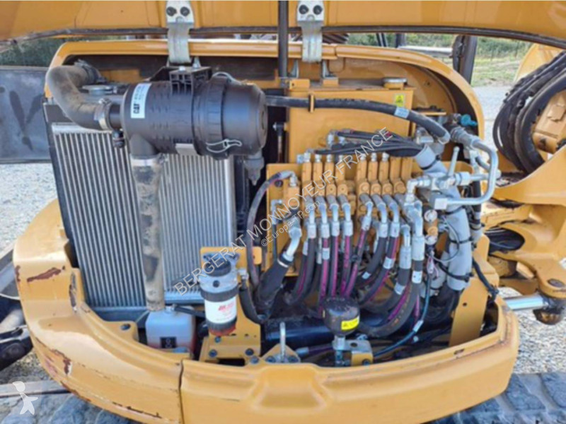 Vybavenie stavebného stroja Caterpillar 305E2