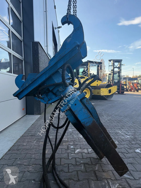تجهيزات الأشغال العمومية  Krupp