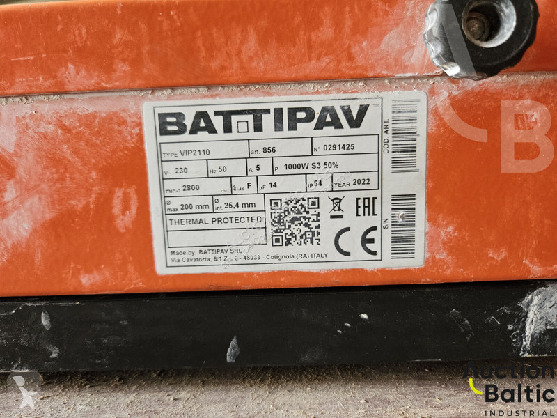 Vybavenie stavebného stroja  VIP2110