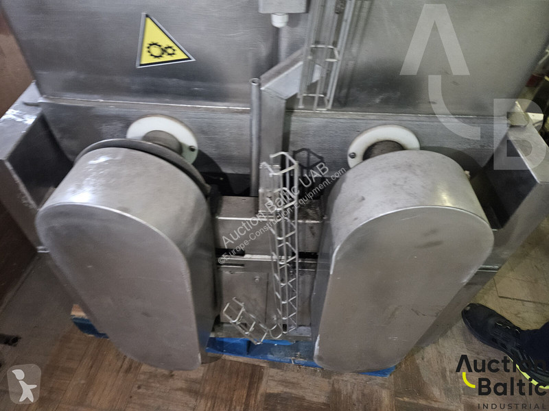 Vybavenie stavebného stroja  mixer