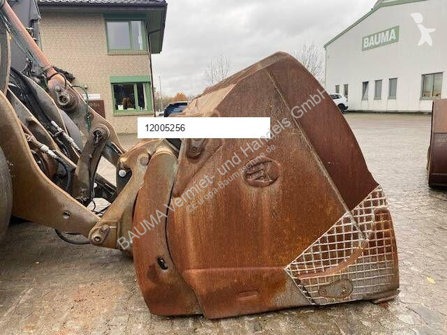Stavební vybavení Kaiser (5256) ca. 3.6 cbm...