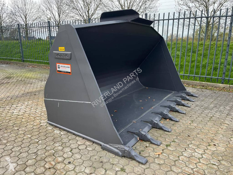 Équipements TP Volvo L 120 H bucket