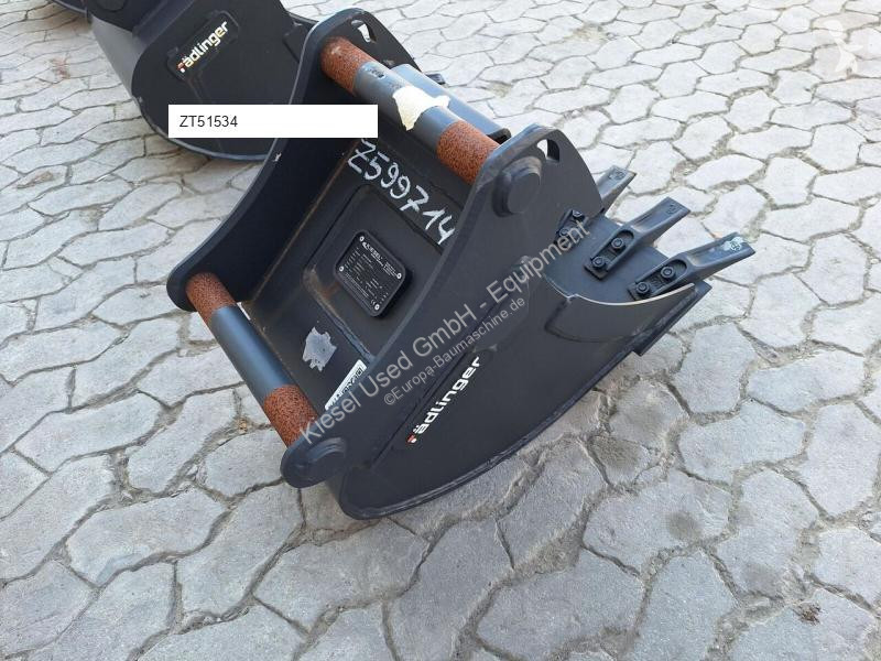 Vybavenie stavebného stroja Rädlinger KTL03-300