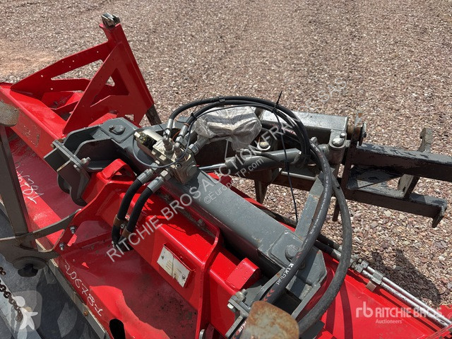 Equipamentos de obras Rabaud  72006G