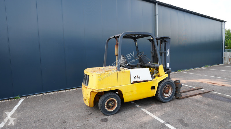 رافعة شوكية Yale 4.0T FORKLIFT